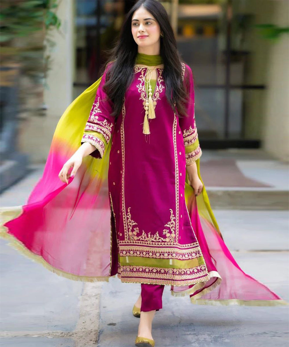 Omal By Komal Linen 3PC Embroidered With Chiffon Dye N Dye Dupatta-1311