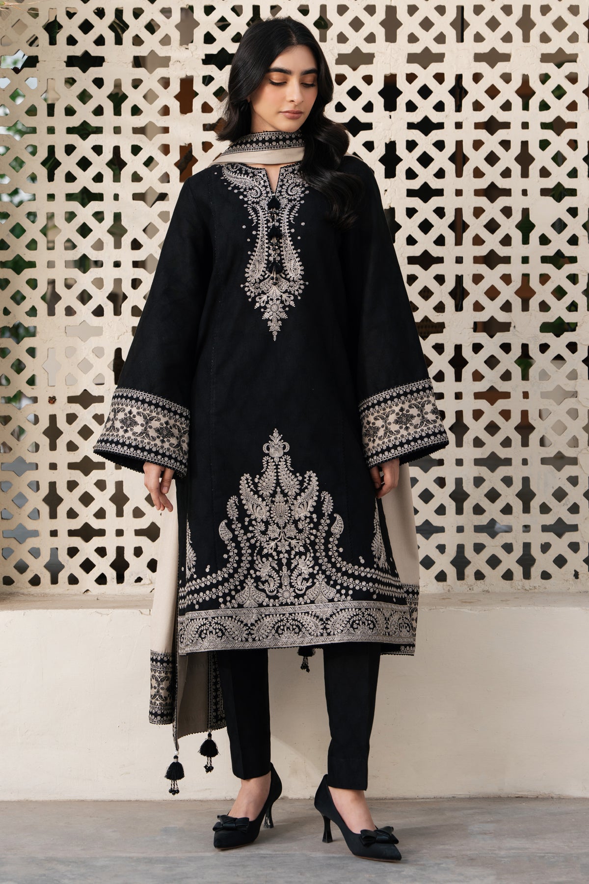 JAZMIN Lawn-3PC Embroidered With Organza Embroidered Dupatta-1071